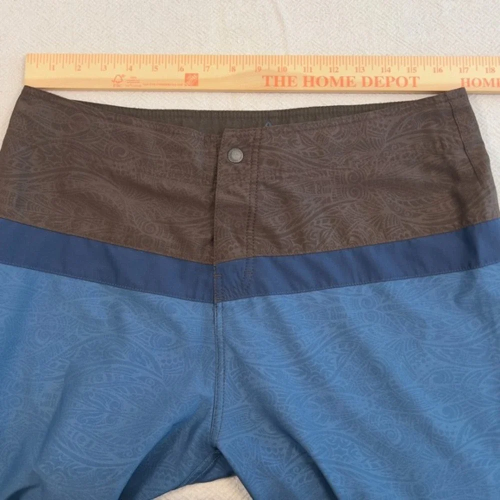 Prana‎ Men's Board Shorts Size 34 Blue Brown Patterned Swim Trunks